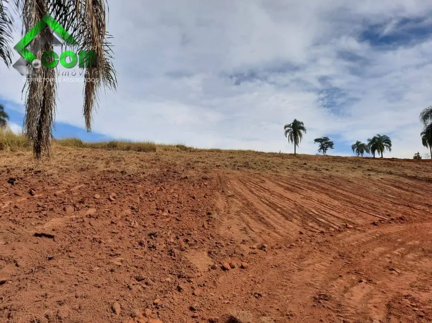 Sala Comercial à venda, 20000m2 em Piracaia - SP - imagem 8 Foto 8 de Sala Comercial à venda, 20000m2 em Piracaia - SP