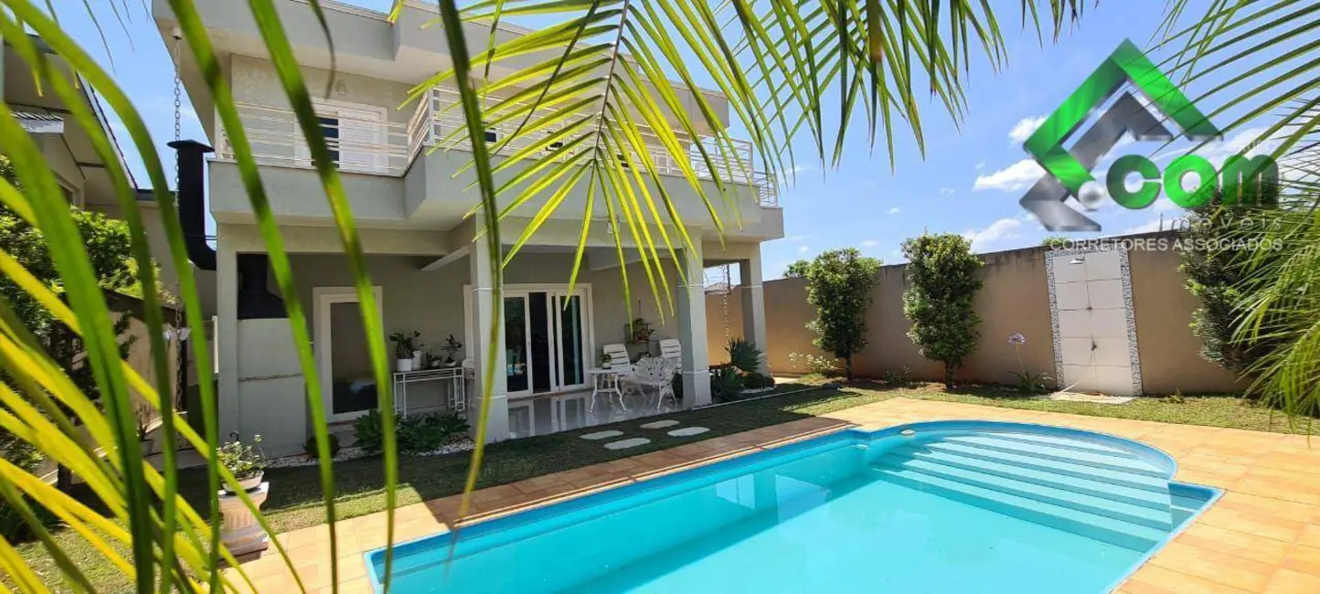 Foto 2 de Casa com 3 quartos à venda, 360m2 em Atibaia - SP