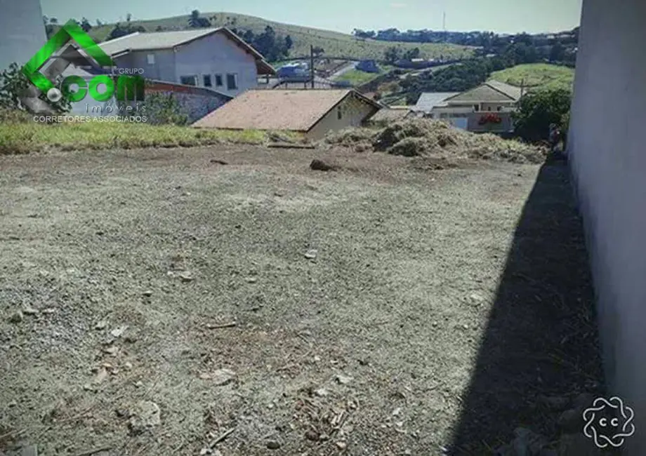 Foto 1 de Terreno / Lote à venda, 300m2 em Bom Jesus Dos Perdoes - SP