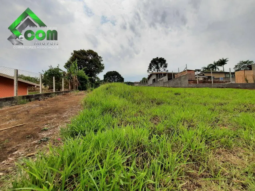 Foto 2 de Terreno / Lote à venda, 800m2 em Piracaia - SP