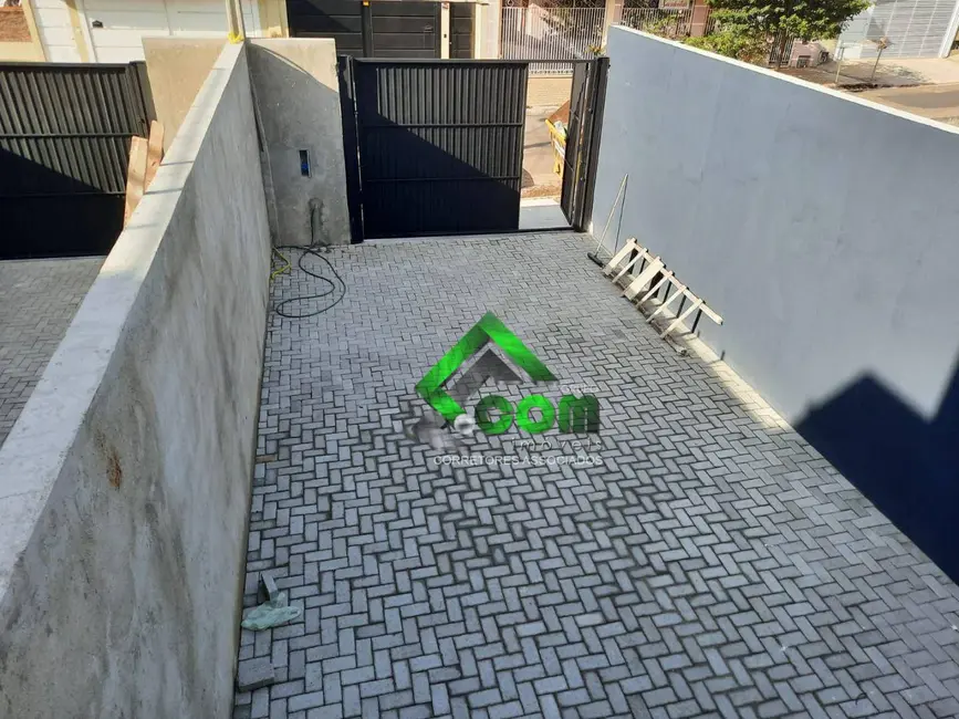 Foto 1 de Casa com 3 quartos à venda, 200m2 em Jardim do Lago, Atibaia - SP