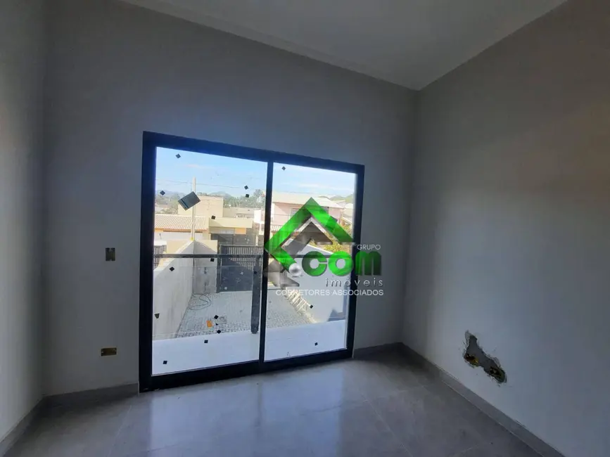 Foto 9 de Casa com 3 quartos à venda, 200m2 em Jardim do Lago, Atibaia - SP