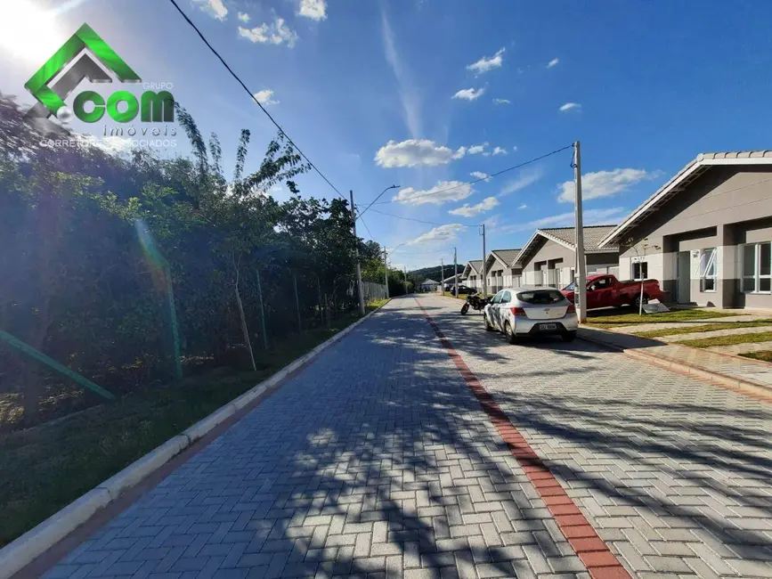 Foto 1 de Casa de Condomínio com 2 quartos à venda, 129m2 em Atibaia - SP