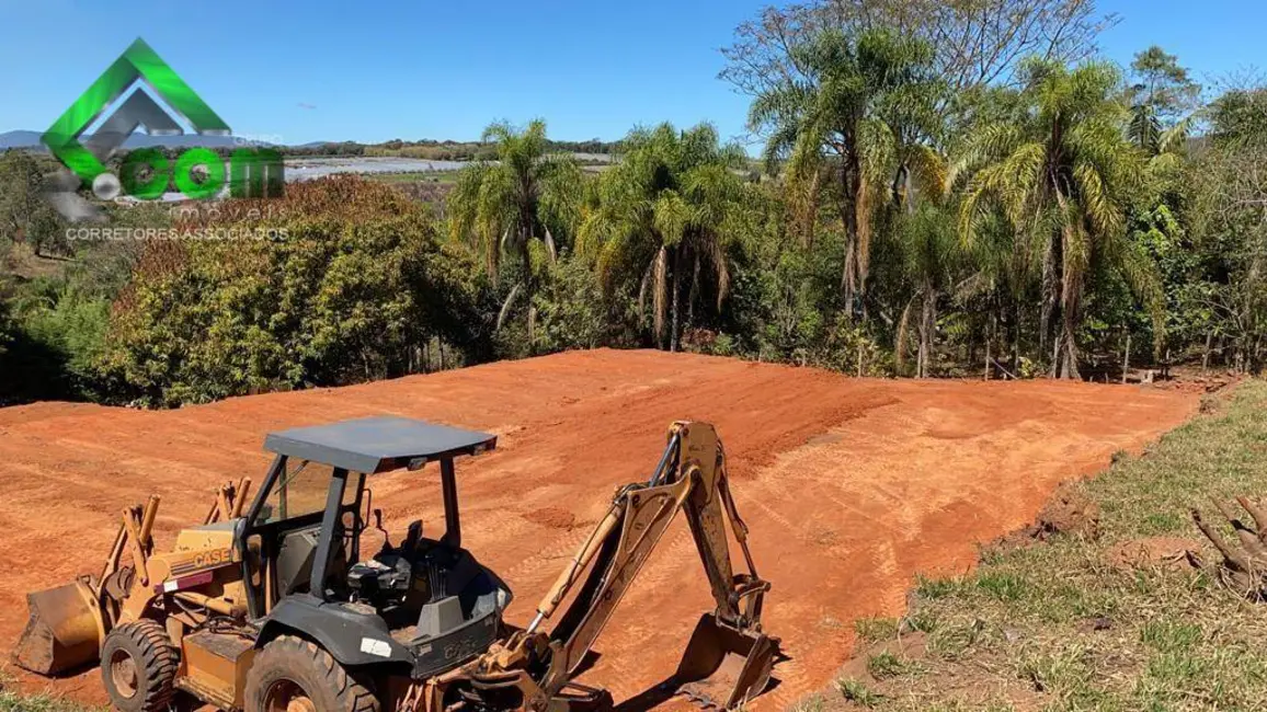 Foto 1 de Terreno / Lote à venda, 1380m2 em Estância San Remo, Atibaia - SP