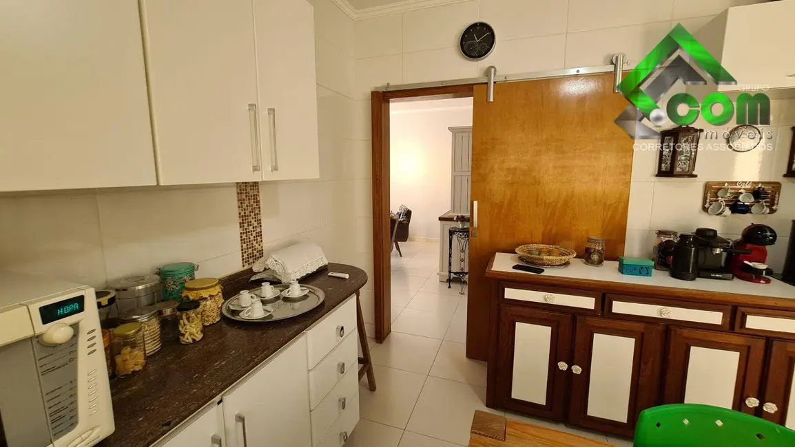 Casa com 3 quartos à venda, 250m2 em Jardim Vista Alegre, Braganca Paulista - SP - imagem 8 Foto 8 de Casa com 3 quartos à venda, 250m2 em Jardim Vista Alegre, Braganca Paulista - SP
