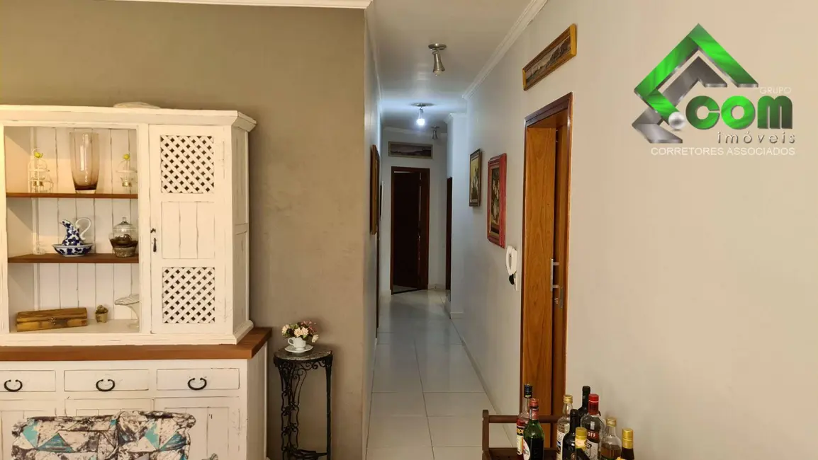 Casa com 3 quartos à venda, 250m2 em Jardim Vista Alegre, Braganca Paulista - SP - imagem 9 Foto 9 de Casa com 3 quartos à venda, 250m2 em Jardim Vista Alegre, Braganca Paulista - SP