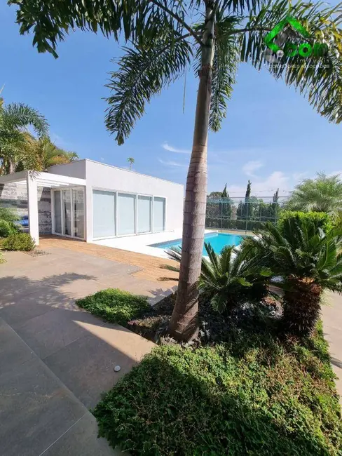 Foto 3 de Casa de Condomínio com 3 quartos à venda, 1000m2 em Loteamento Fazenda Santana, Atibaia - SP