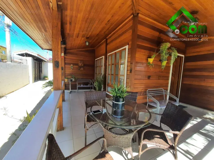 Casa com 3 quartos à venda, 530m2 em Jardim Paulista, Atibaia - SP - imagem 7 Foto 7 de Casa com 3 quartos à venda, 530m2 em Jardim Paulista, Atibaia - SP