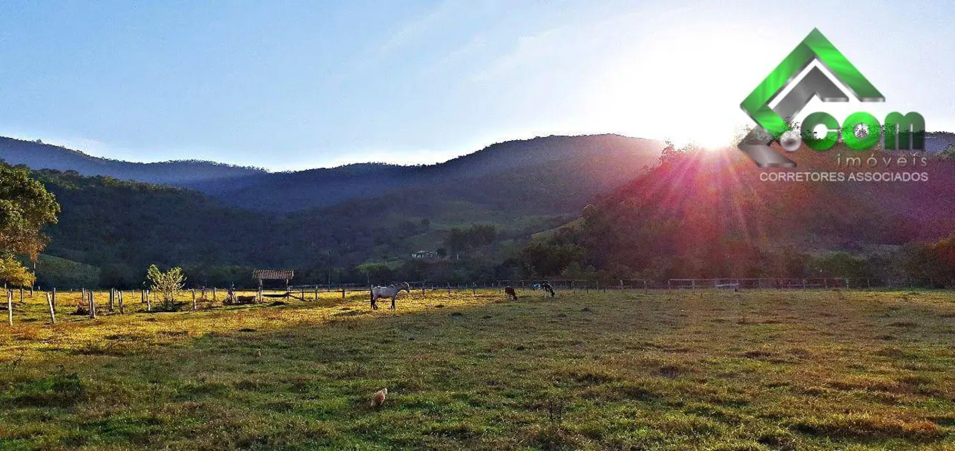 Foto 2 de Terreno / Lote à venda, 300m2 em Bom Jesus Dos Perdoes - SP
