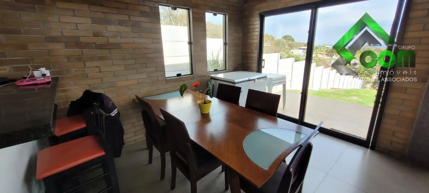 Foto 5 de Casa de Condomínio com 3 quartos à venda, 1000m2 em Estância Santa Maria do Laranjal, Atibaia - SP