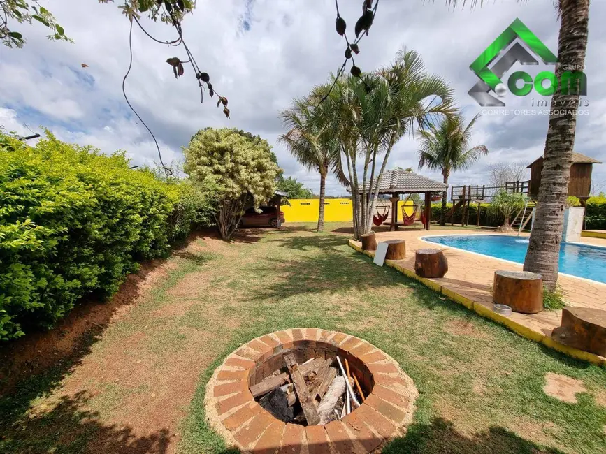 Foto 8 de Chácara com 2 quartos à venda, 1318m2 em Atibaia - SP