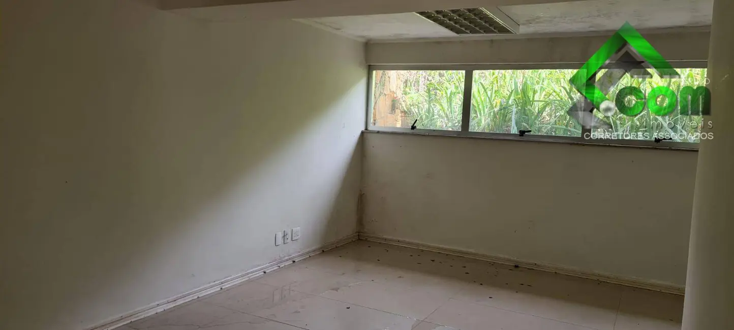 Foto 9 de Sala Comercial à venda, 6000m2 em Vila Santista, Atibaia - SP