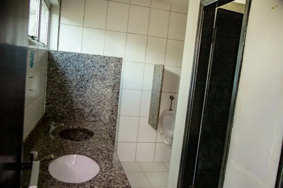 Foto 3 de Sala Comercial à venda e para alugar, 557m2 em Centro, Atibaia - SP