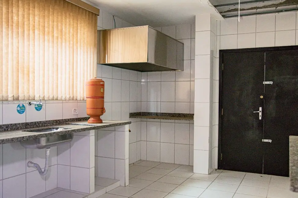 Foto 9 de Sala Comercial à venda e para alugar, 557m2 em Centro, Atibaia - SP