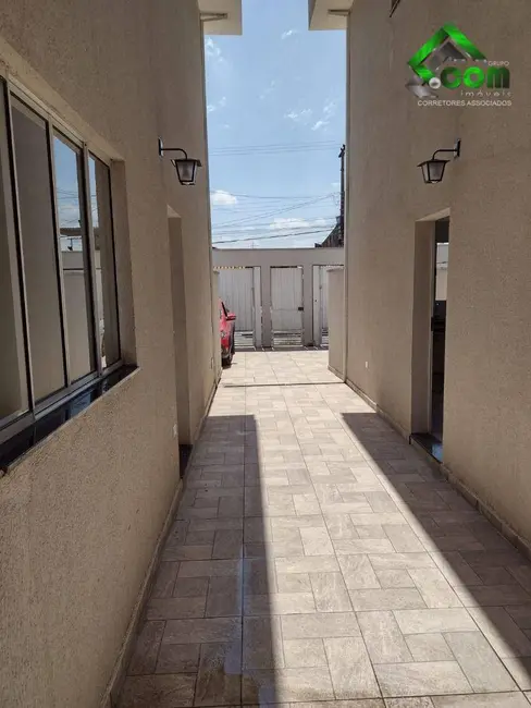 Casa com 2 quartos à venda e para alugar, 75m2 em Jardim Alvinópolis II, Atibaia - SP - imagem 3 Foto 3 de Casa com 2 quartos à venda e para alugar, 75m2 em Jardim Alvinópolis II, Atibaia - SP