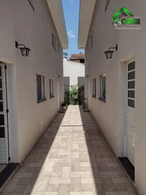 Casa com 2 quartos à venda e para alugar, 75m2 em Jardim Alvinópolis II, Atibaia - SP - imagem 5 Foto 5 de Casa com 2 quartos à venda e para alugar, 75m2 em Jardim Alvinópolis II, Atibaia - SP