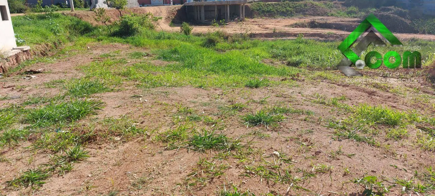 Foto 1 de Terreno / Lote à venda, 735m2 em Atibaia - SP