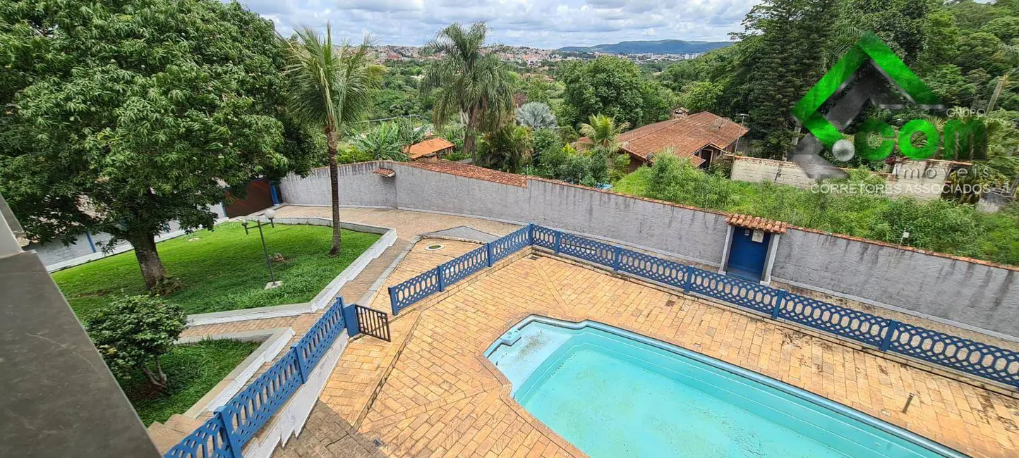 Foto 1 de Casa com 4 quartos à venda, 1949m2 em Atibaia - SP
