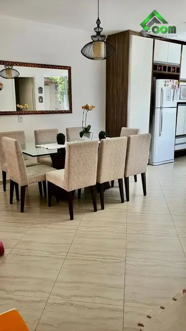 Foto 3 de Casa de Condomínio com 3 quartos à venda, 206m2 em Ribeirão dos Porcos, Atibaia - SP