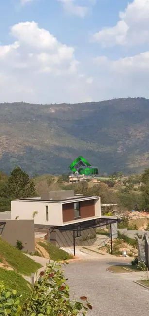 Casa de Condomínio com 3 quartos à venda, 677m2 em Cidade Satélite, Atibaia - SP - imagem 1 Foto 1 de Casa de Condomínio com 3 quartos à venda, 677m2 em Cidade Satélite, Atibaia - SP