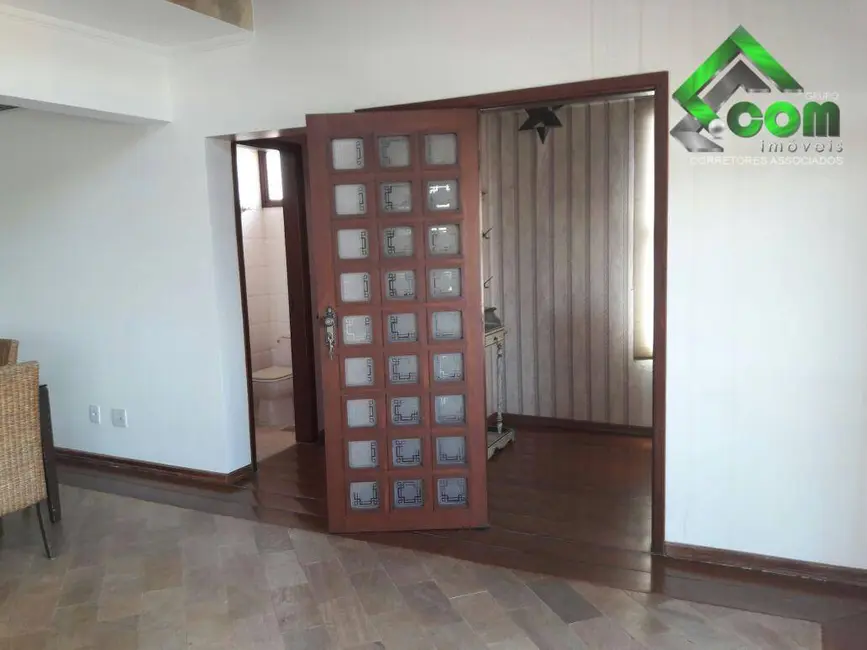 Apartamento com 4 quartos à venda, 341m2 em Jardim Flamboyant, Campinas - SP - imagem 4 Foto 4 de Apartamento com 4 quartos à venda, 341m2 em Jardim Flamboyant, Campinas - SP