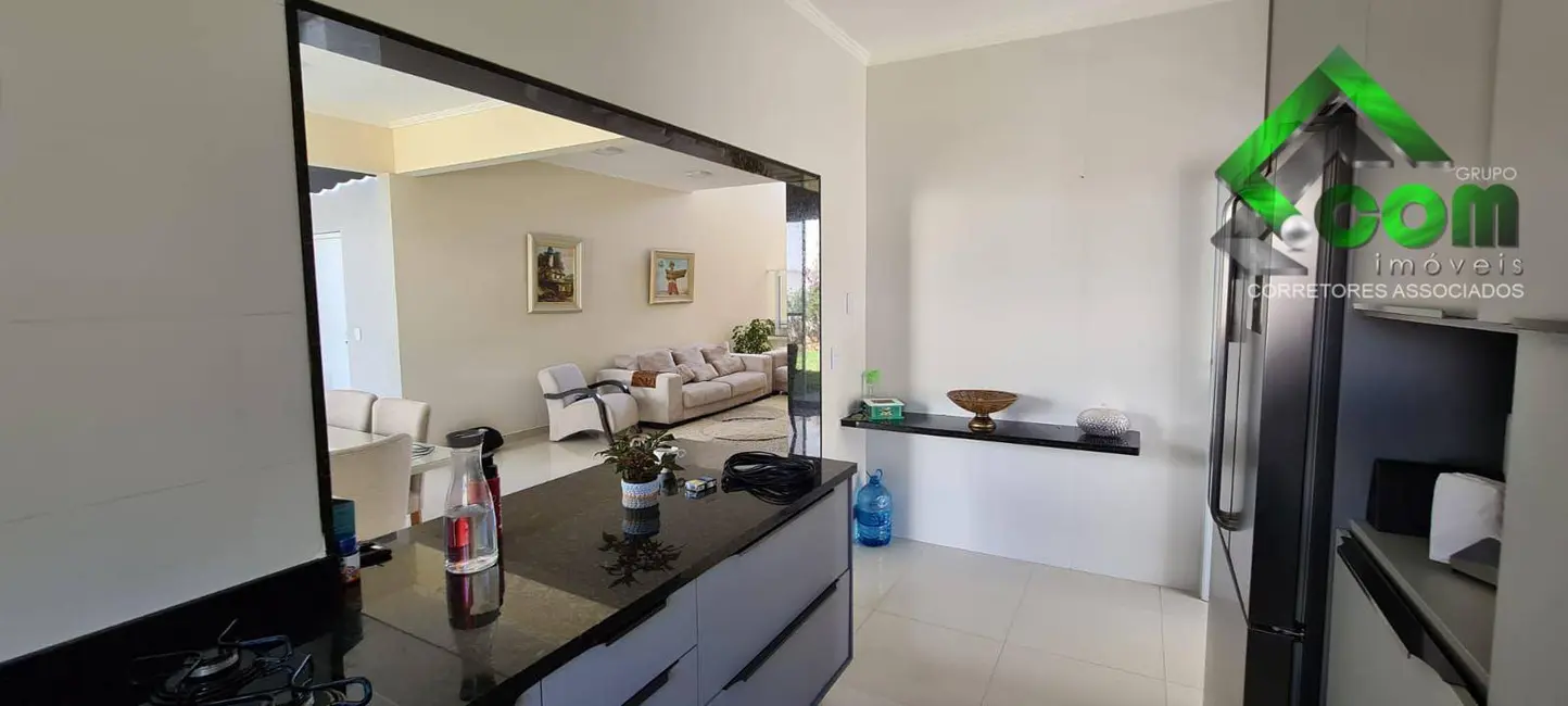 Foto 2 de Casa com 4 quartos à venda, 451m2 em Condomínio Residencial Pedra Grande, Atibaia - SP