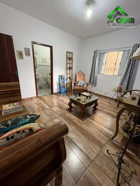Foto 8 de Casa com 4 quartos à venda, 175m2 em Nova Cerejeira, Atibaia - SP