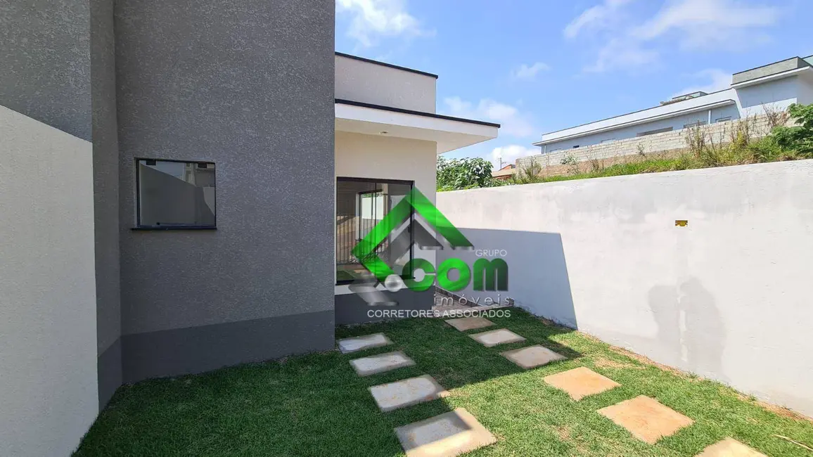 Foto 1 de Casa com 2 quartos à venda, 125m2 em Vila Santa Helena, Atibaia - SP