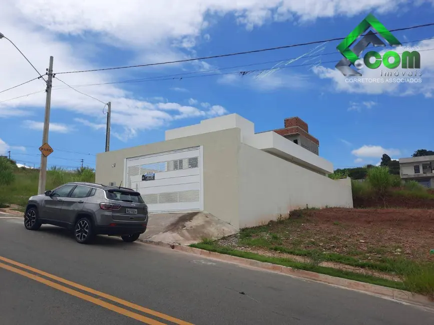 Casa com 3 quartos à venda, 212m2 em Atibaia Vista da Montanha, Atibaia - SP - imagem 3 Foto 3 de Casa com 3 quartos à venda, 212m2 em Atibaia Vista da Montanha, Atibaia - SP