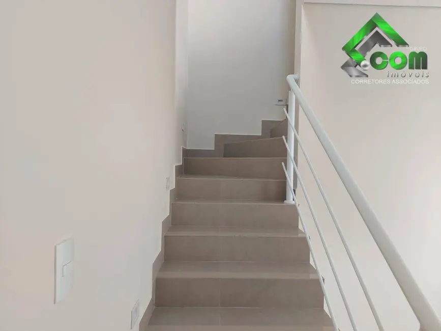 Foto 7 de Casa com 4 quartos à venda, 160m2 em Jardim Jaraguá, Atibaia - SP