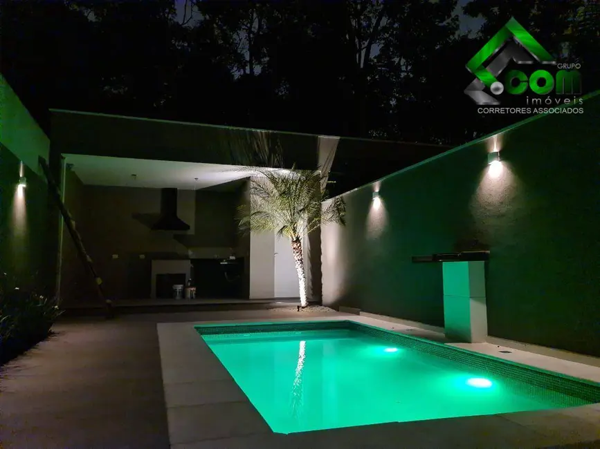 Casa com 3 quartos à venda, 290m2 em Jardim Paulista, Atibaia - SP - imagem 3 Foto 3 de Casa com 3 quartos à venda, 290m2 em Jardim Paulista, Atibaia - SP