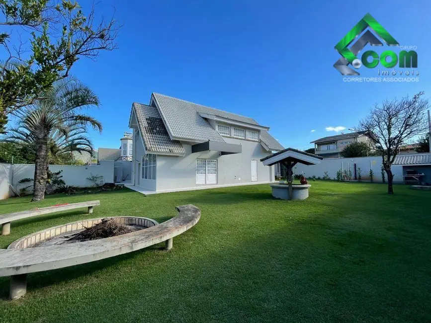 Foto 3 de Casa com 4 quartos à venda, 772m2 em Jardim Floresta, Atibaia - SP