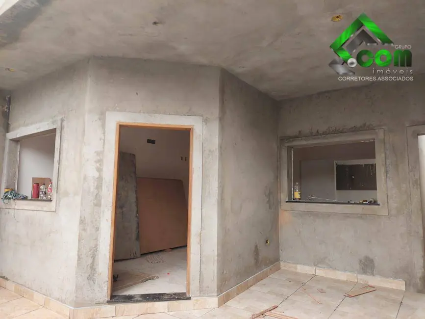 Casa com 3 quartos à venda, 176m2 em Atibaia - SP - imagem 1 Foto 1 de Casa com 3 quartos à venda, 176m2 em Atibaia - SP