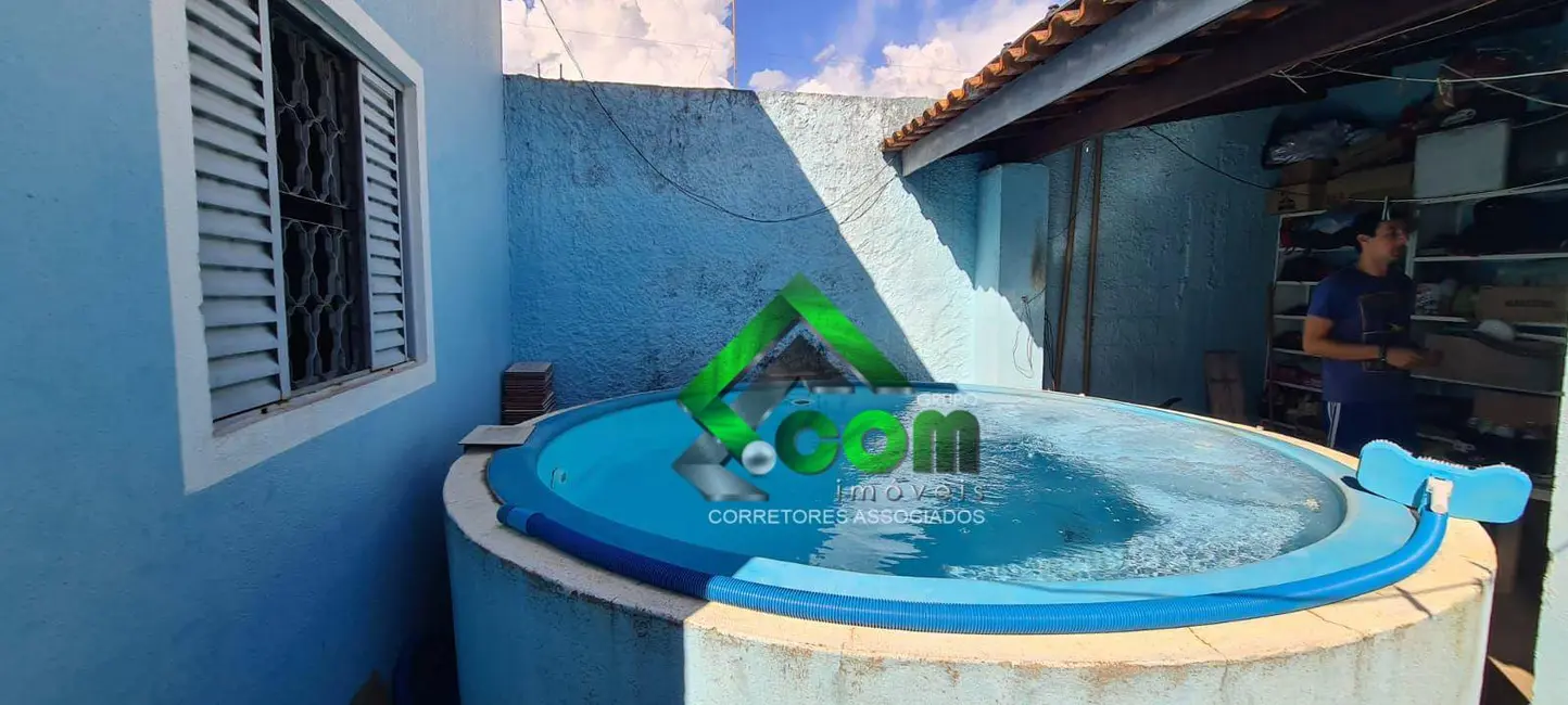 Foto 9 de Casa com 2 quartos à venda, 139m2 em Atibaia - SP