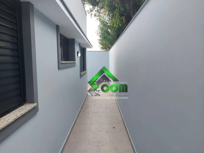 Foto 2 de Casa de Condomínio com 2 quartos à venda, 110m2 em Jardim Paraíso da Usina, Atibaia - SP