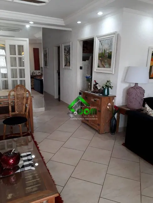 Foto 5 de Casa com 3 quartos à venda, 285m2 em Vila Helena, Atibaia - SP