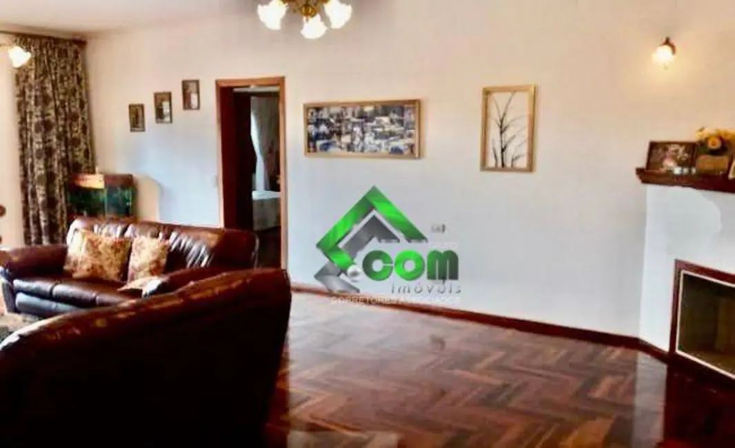 Foto 6 de Casa com 3 quartos à venda, 1100m2 em Jardim Estância Brasil, Atibaia - SP