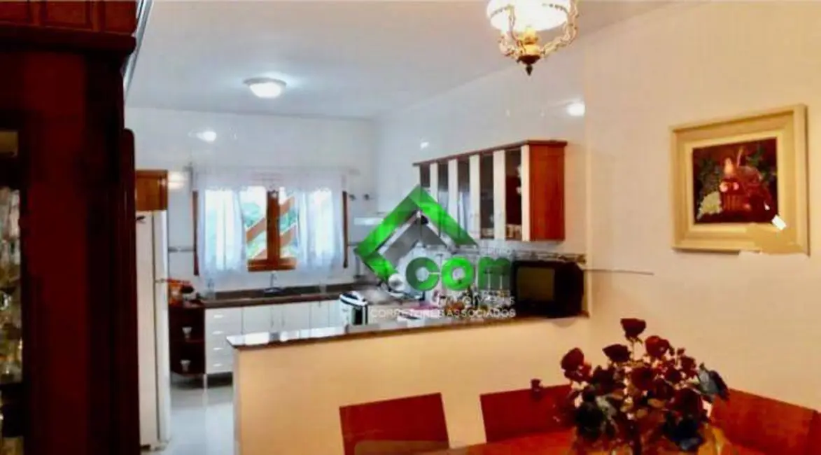 Foto 5 de Casa com 3 quartos à venda, 1100m2 em Jardim Estância Brasil, Atibaia - SP