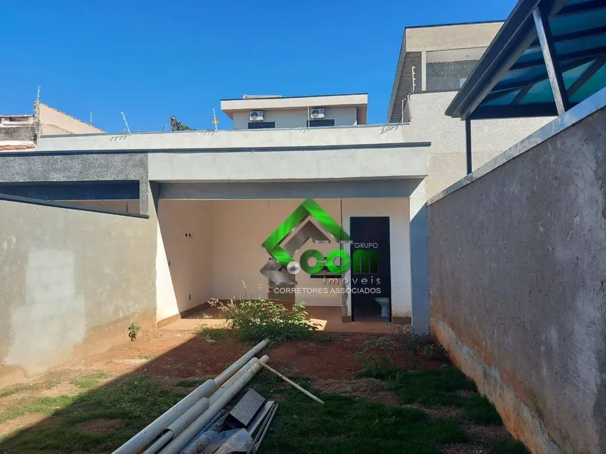 Foto 4 de Casa com 3 quartos à venda, 175m2 em Jardim do Lago, Atibaia - SP