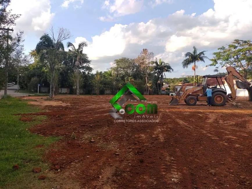 Foto 2 de Terreno / Lote à venda, 1900m2 em Atibaia - SP