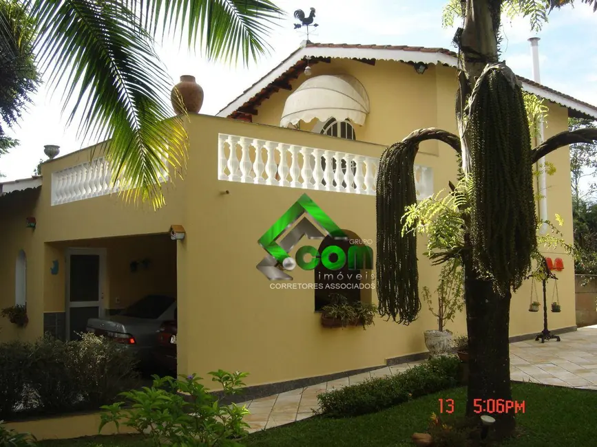 Foto 1 de Casa com 3 quartos à venda, 1000m2 em Piracaia - SP