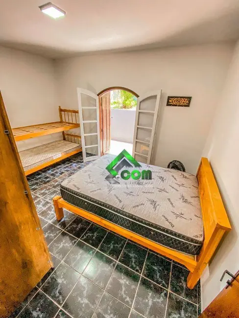 Foto 17 de Chácara com 4 quartos à venda, 600m2 em Nazare Paulista - SP