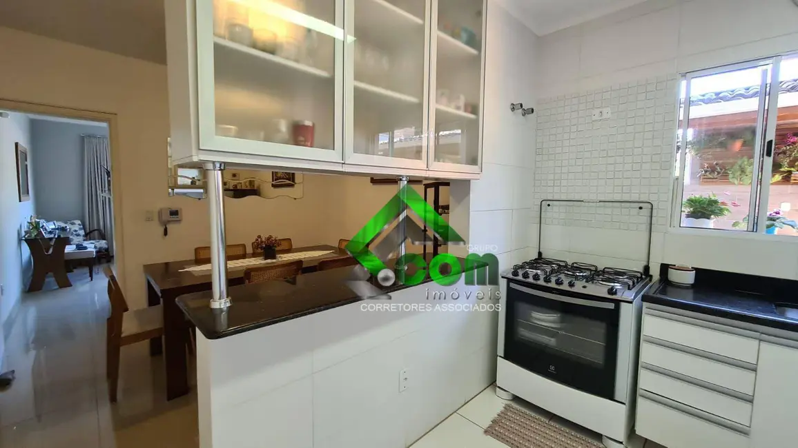 Foto 6 de Casa com 3 quartos à venda, 189m2 em Jardim Jaraguá, Atibaia - SP