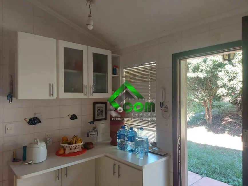 Foto 3 de Casa com 2 quartos à venda, 1382m2 em Jardim dos Pinheiros, Atibaia - SP