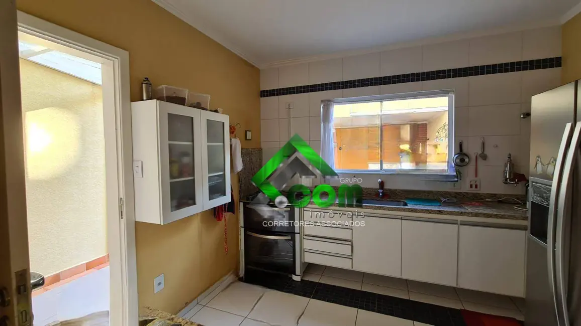 Foto 6 de Casa com 3 quartos à venda, 152m2 em Jardim Jaraguá, Atibaia - SP