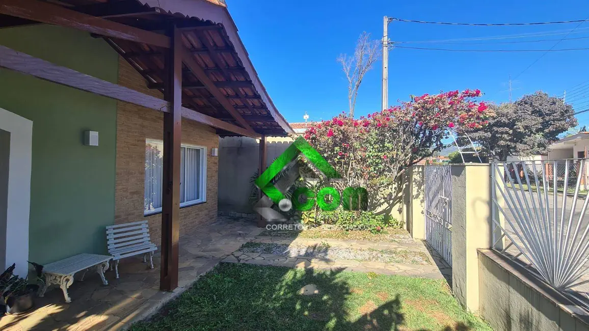 Foto 3 de Casa com 3 quartos à venda, 290m2 em Vila Helena, Atibaia - SP