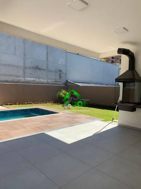 Foto 9 de Casa de Condomínio com 3 quartos à venda e para alugar, 360m2 em Rio Abaixo, Atibaia - SP