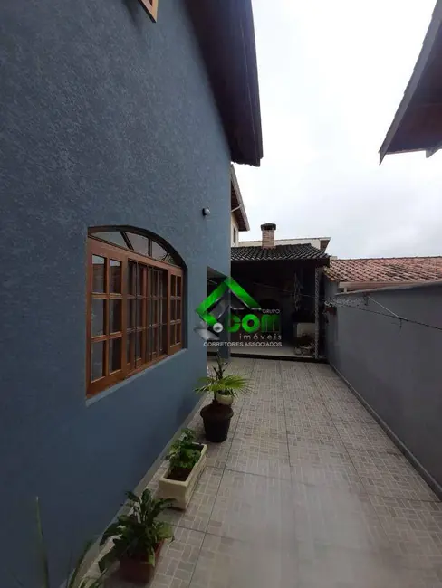 Casa com 3 quartos à venda, 140m2 em Jardim das Cerejeiras, Atibaia - SP - imagem 6 Foto 6 de Casa com 3 quartos à venda, 140m2 em Jardim das Cerejeiras, Atibaia - SP