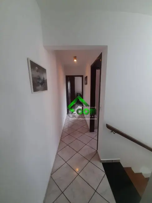 Casa com 3 quartos à venda, 140m2 em Jardim das Cerejeiras, Atibaia - SP - imagem 8 Foto 8 de Casa com 3 quartos à venda, 140m2 em Jardim das Cerejeiras, Atibaia - SP