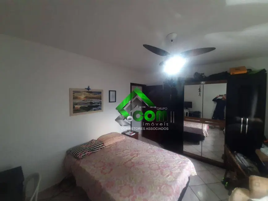 Casa com 3 quartos à venda, 140m2 em Jardim das Cerejeiras, Atibaia - SP - imagem 4 Foto 4 de Casa com 3 quartos à venda, 140m2 em Jardim das Cerejeiras, Atibaia - SP